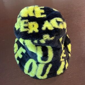 Women Fuzzy Bucket Hat